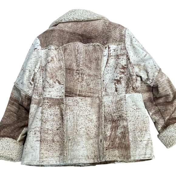 Vintage Pioneer Wear Shearling Coat. - Picture 2 of 8
